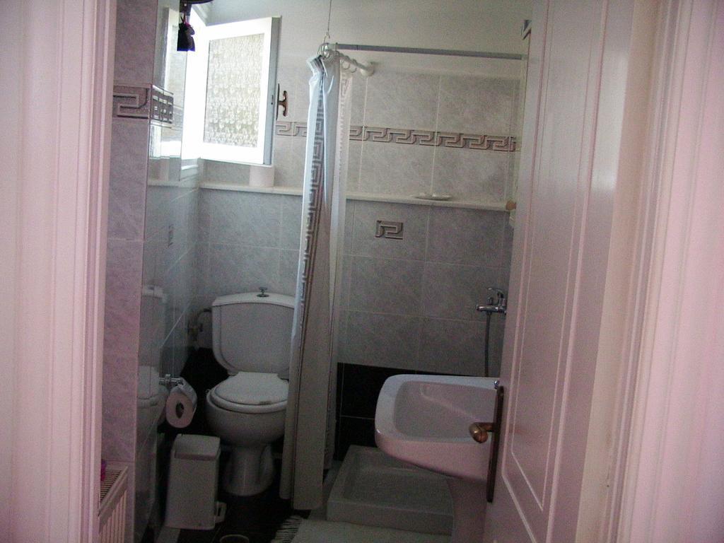 Epicharis Studios 바티 객실 사진